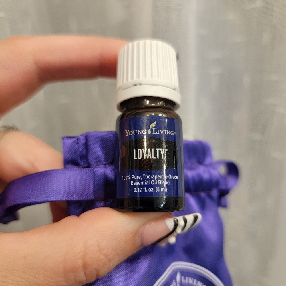 Young Living Loyalty Essential Oil Blend Brand New - Picture 3 of 4